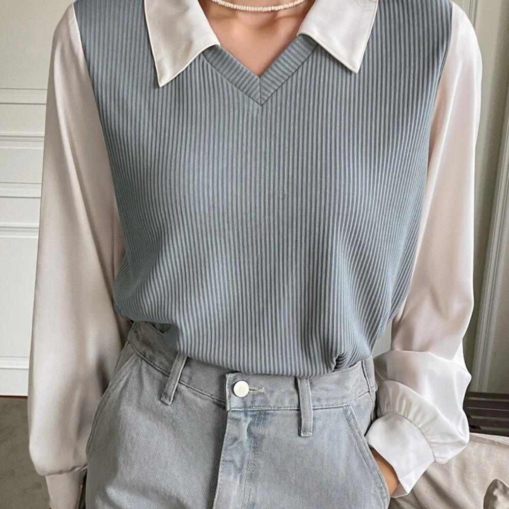 Chic Women's Gray and White Blouse